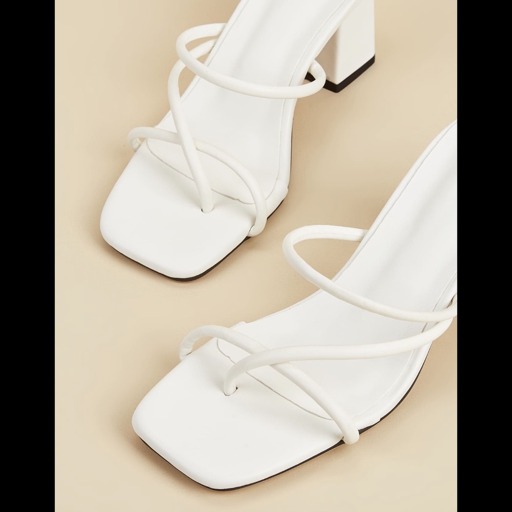 Minimalist Chunky Heeled Thong Sandals